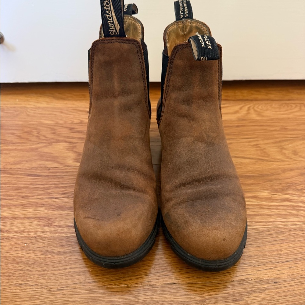 Blundstone Brown Chelsea Boots